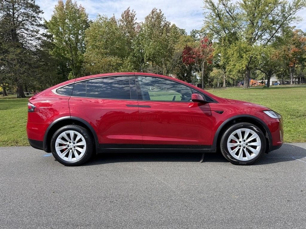 Tesla Model X  2018