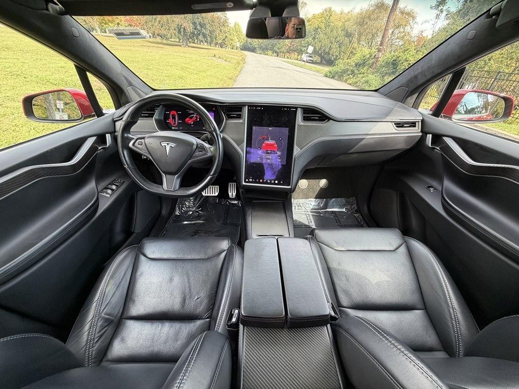 Tesla Model X  2018