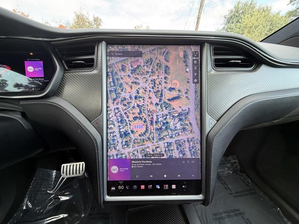 Tesla Model X  2018