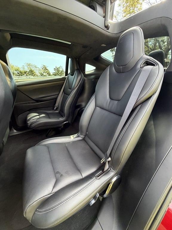 Tesla Model X  2018