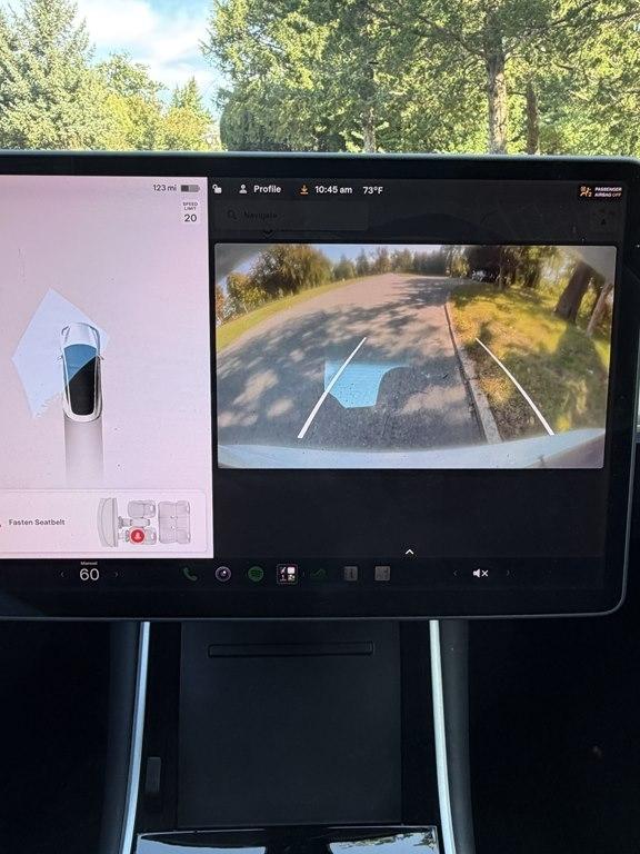 Tesla Model 3 photo 13