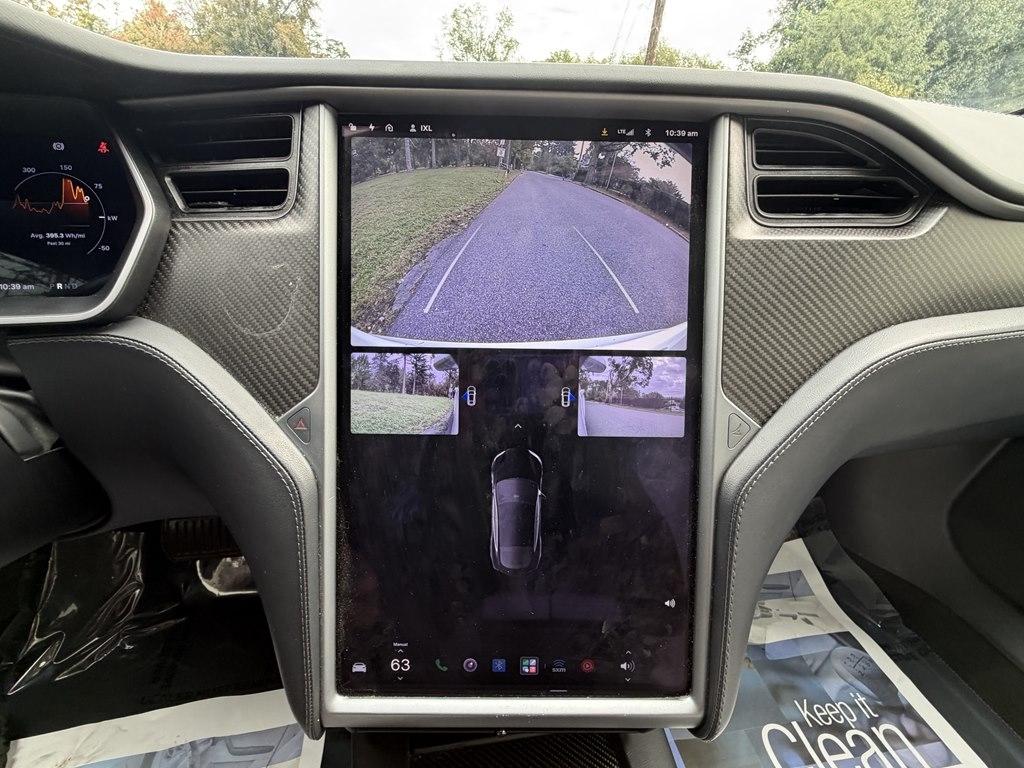 Tesla Model S photo 13