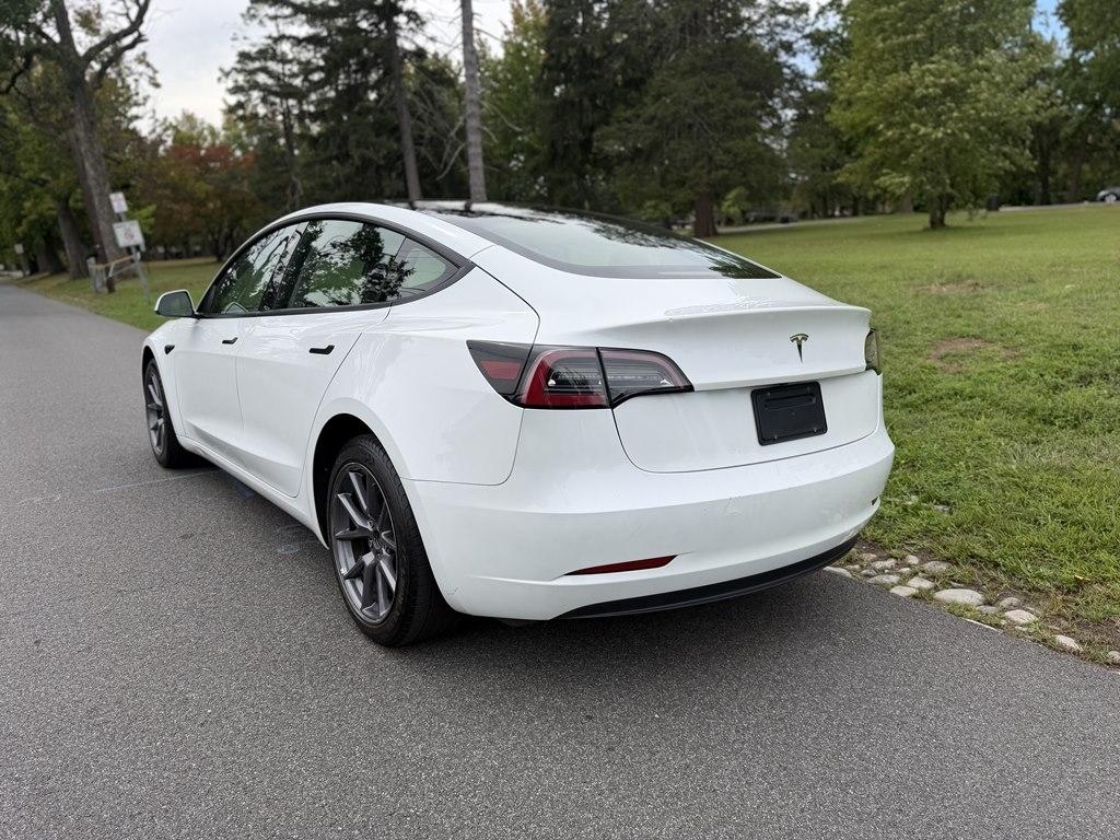 Tesla Model 3  2023