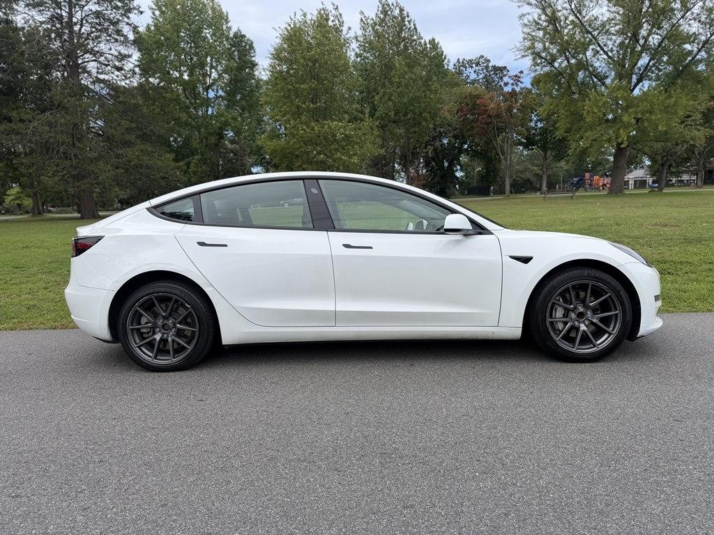 Tesla Model 3  2023