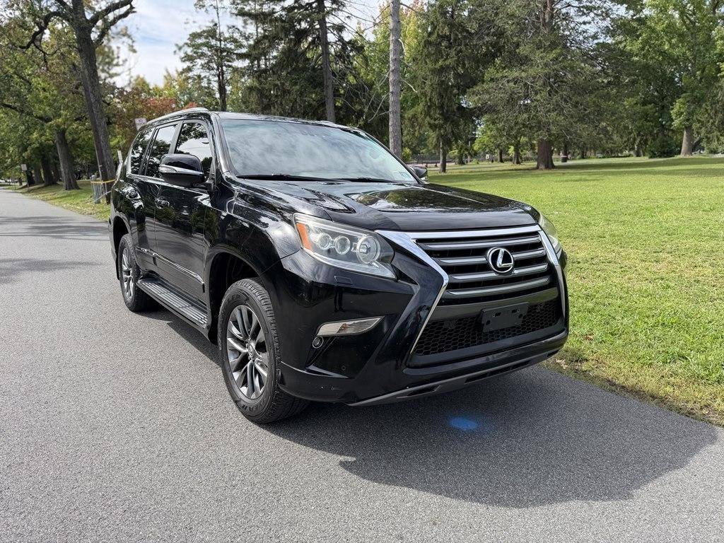 Lexus GX photo 3