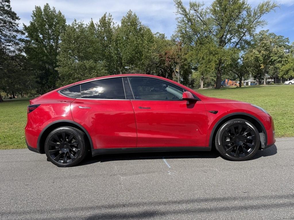 Tesla Model Y  2021