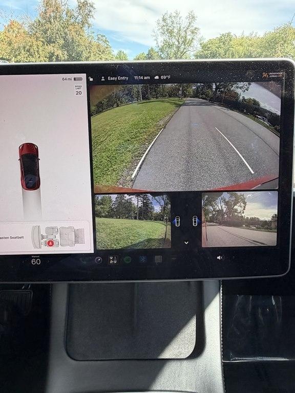 Tesla Model Y  2021