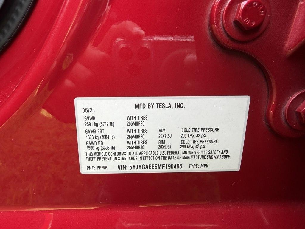 Tesla Model Y  2021