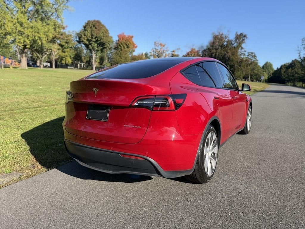 Tesla Model Y  2021