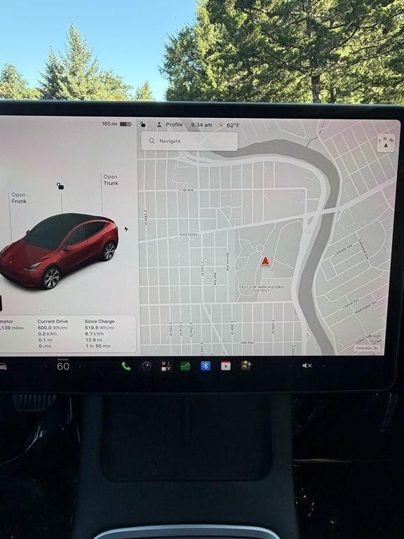 Tesla Model Y  2021