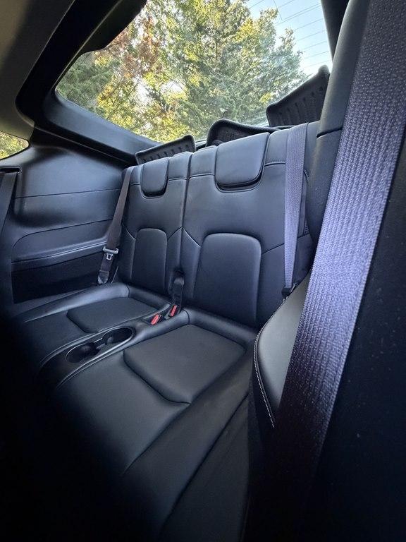 Tesla Model Y  2021