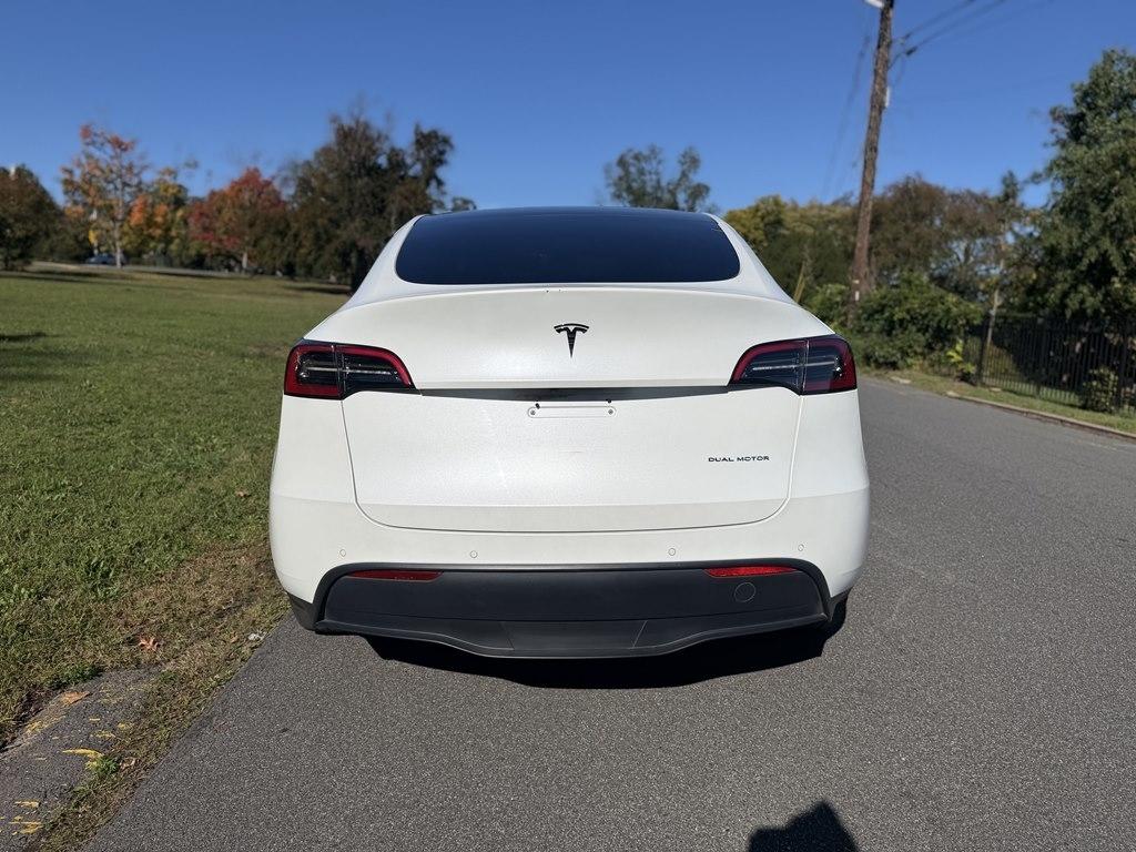 Tesla Model Y  2022