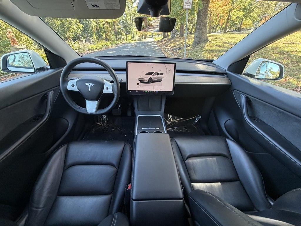 Tesla Model Y  2022
