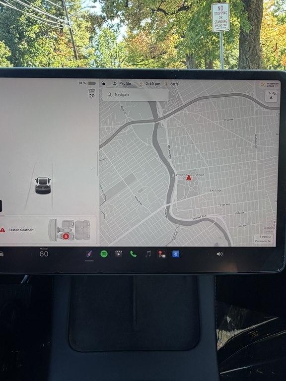 Tesla Model Y  2022