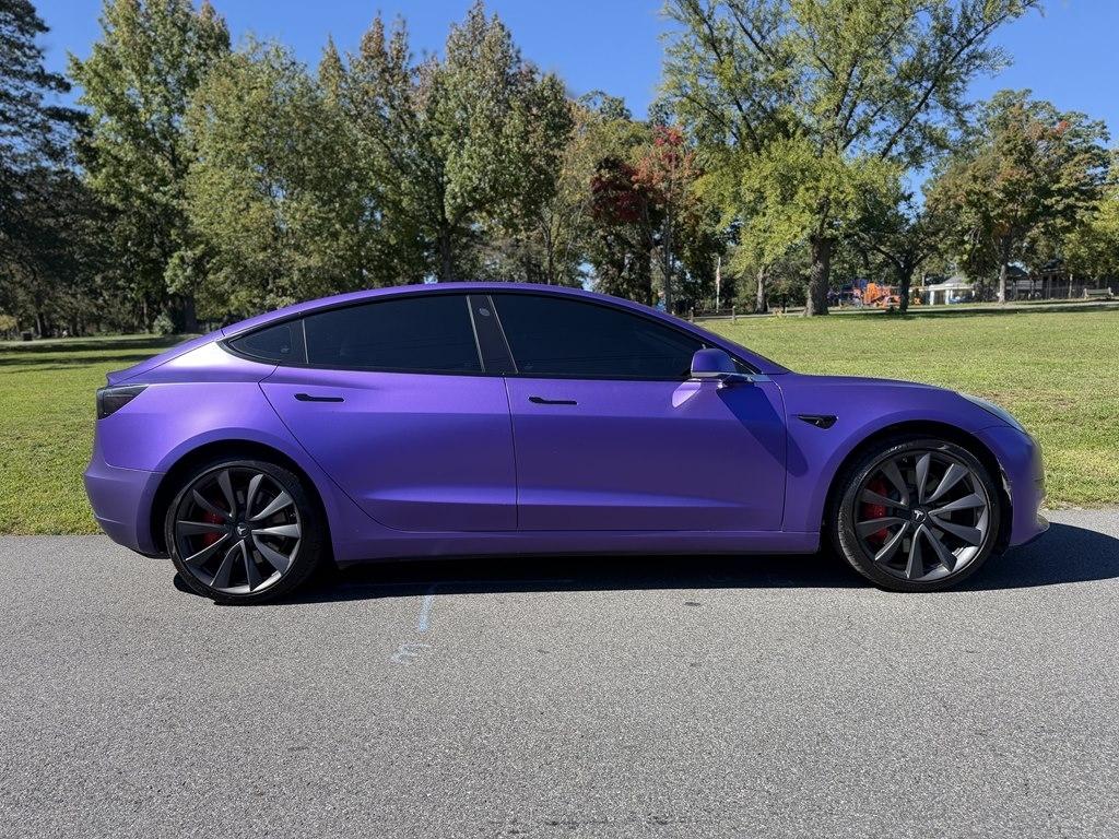 Tesla Model 3  2020