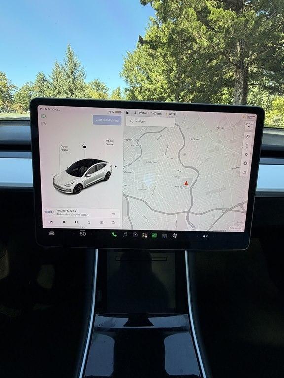 Tesla Model 3  2020