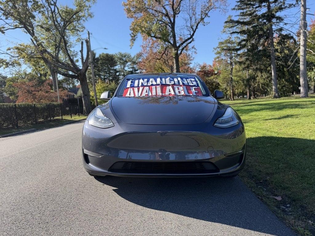 Tesla Model Y  2021