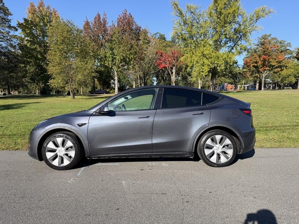 Tesla Model Y  2021