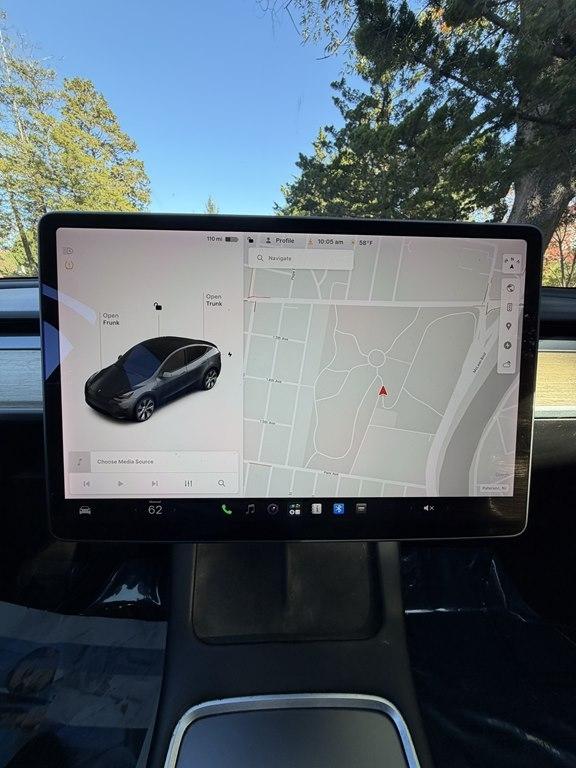 Tesla Model Y  2021