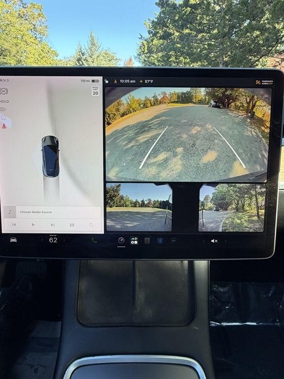 Tesla Model Y  2021