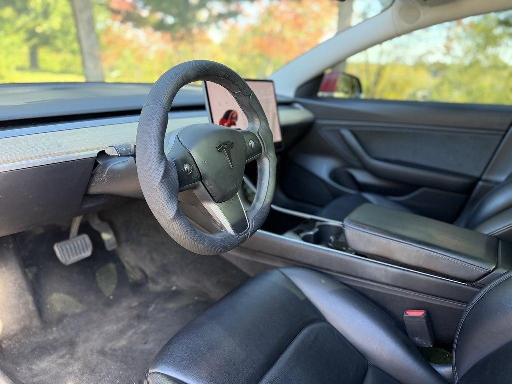 Tesla Model 3  2020
