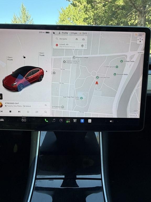 Tesla Model 3  2020