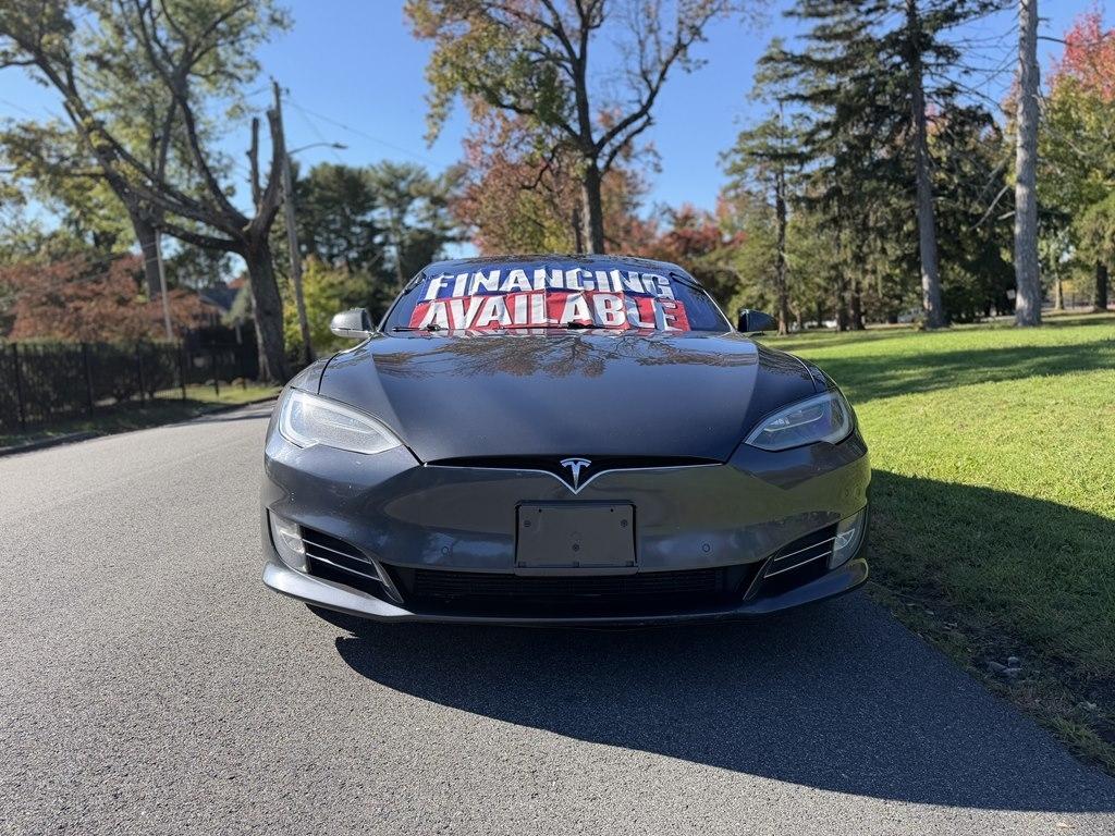 Tesla Model S  2016