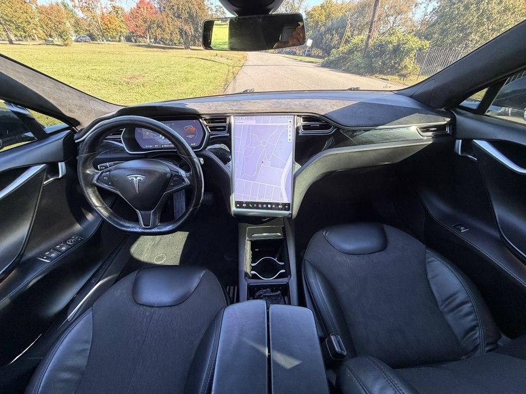 Tesla Model S  2016
