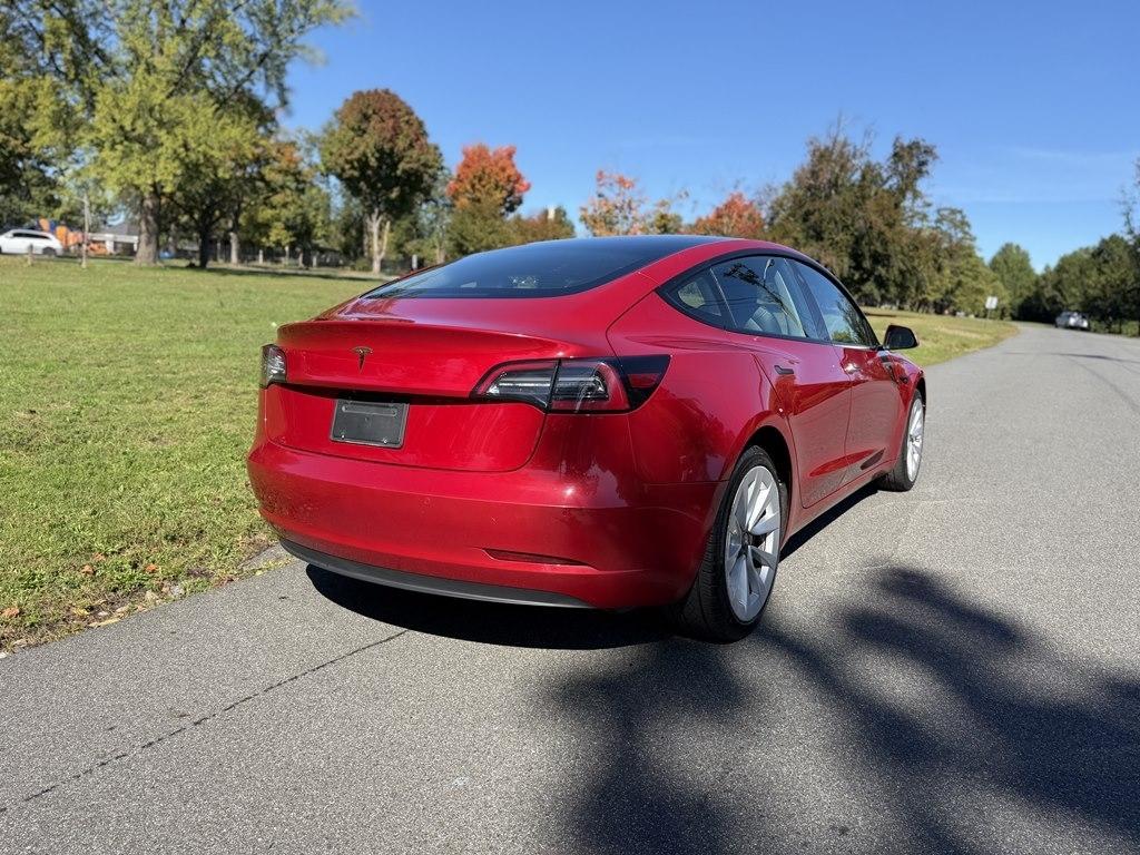 Tesla Model 3  2022