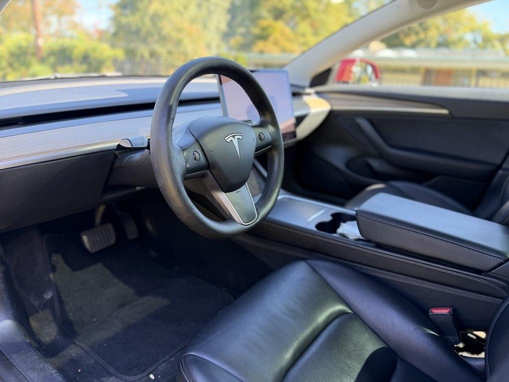 Tesla Model 3  2022
