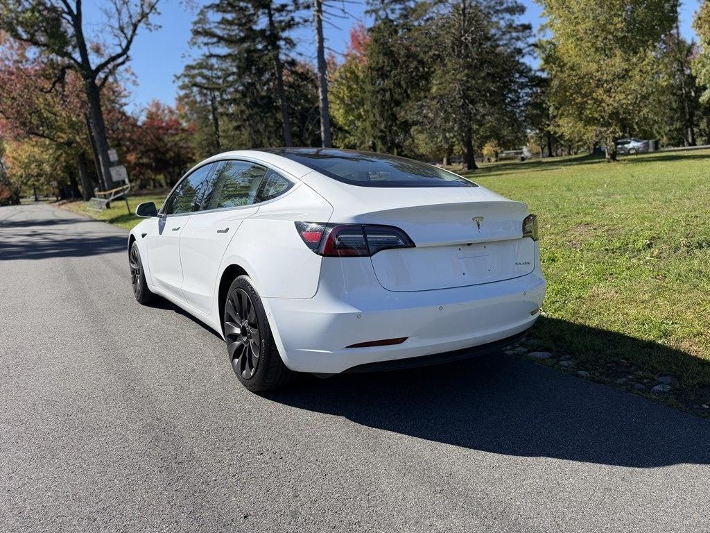 Tesla Model 3  2018