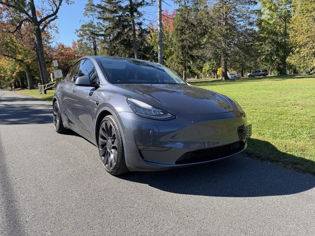 Tesla Model Y  2021