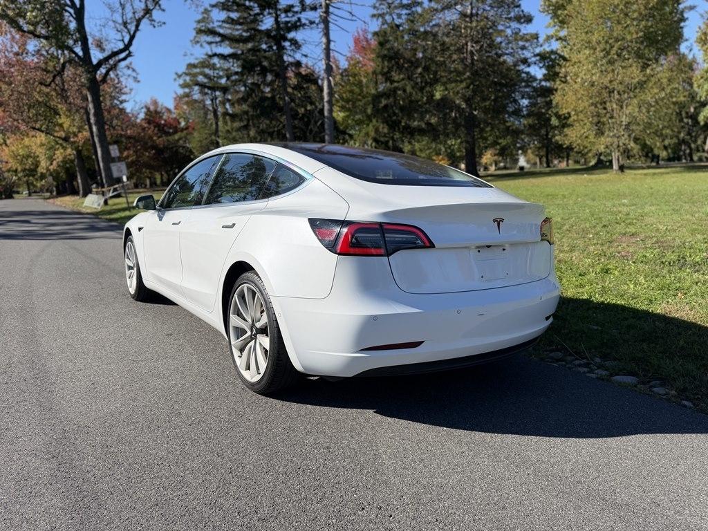 Tesla Model 3  2018
