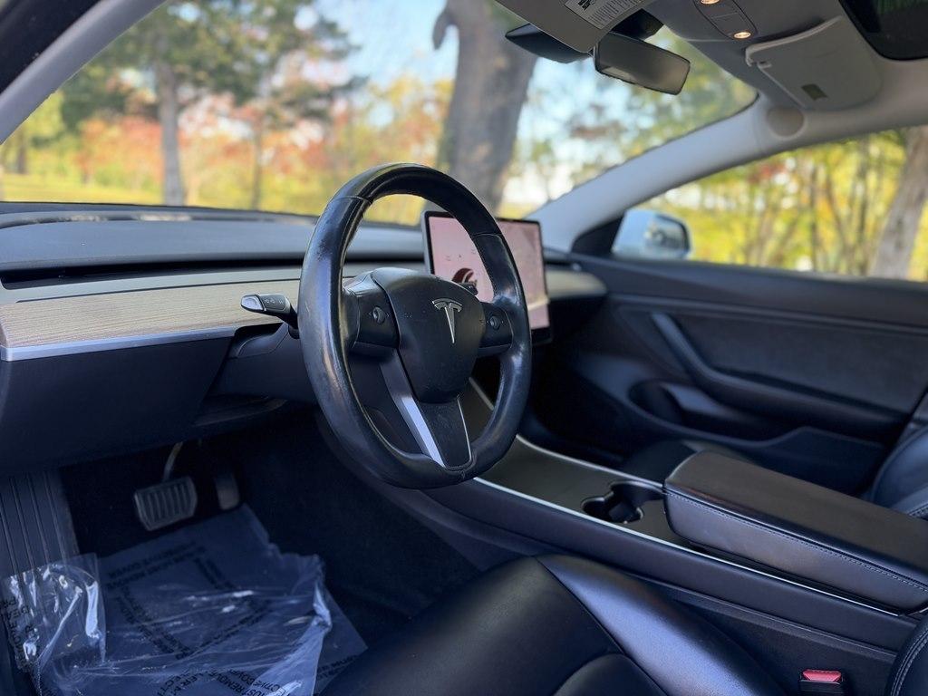 Tesla Model 3  2018