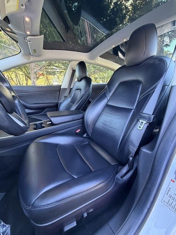 Tesla Model 3  2018