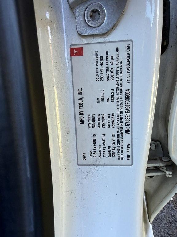 Tesla Model 3  2018