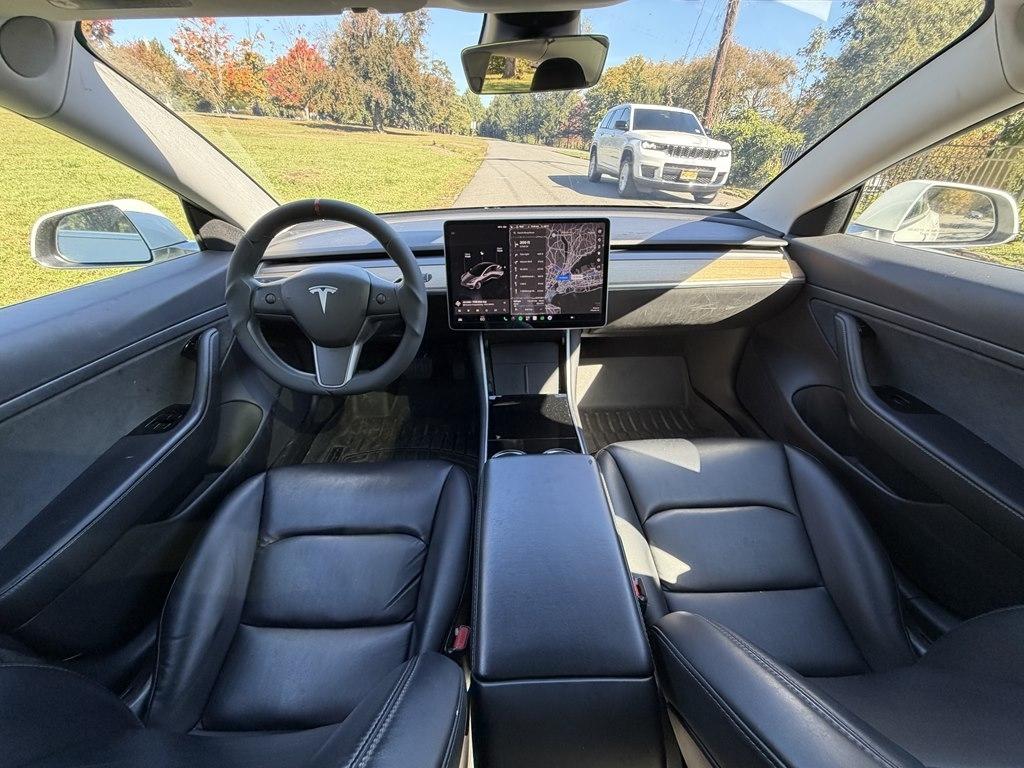 Tesla Model 3  2020