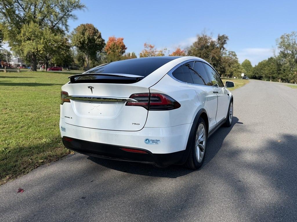 Tesla Model X  2017