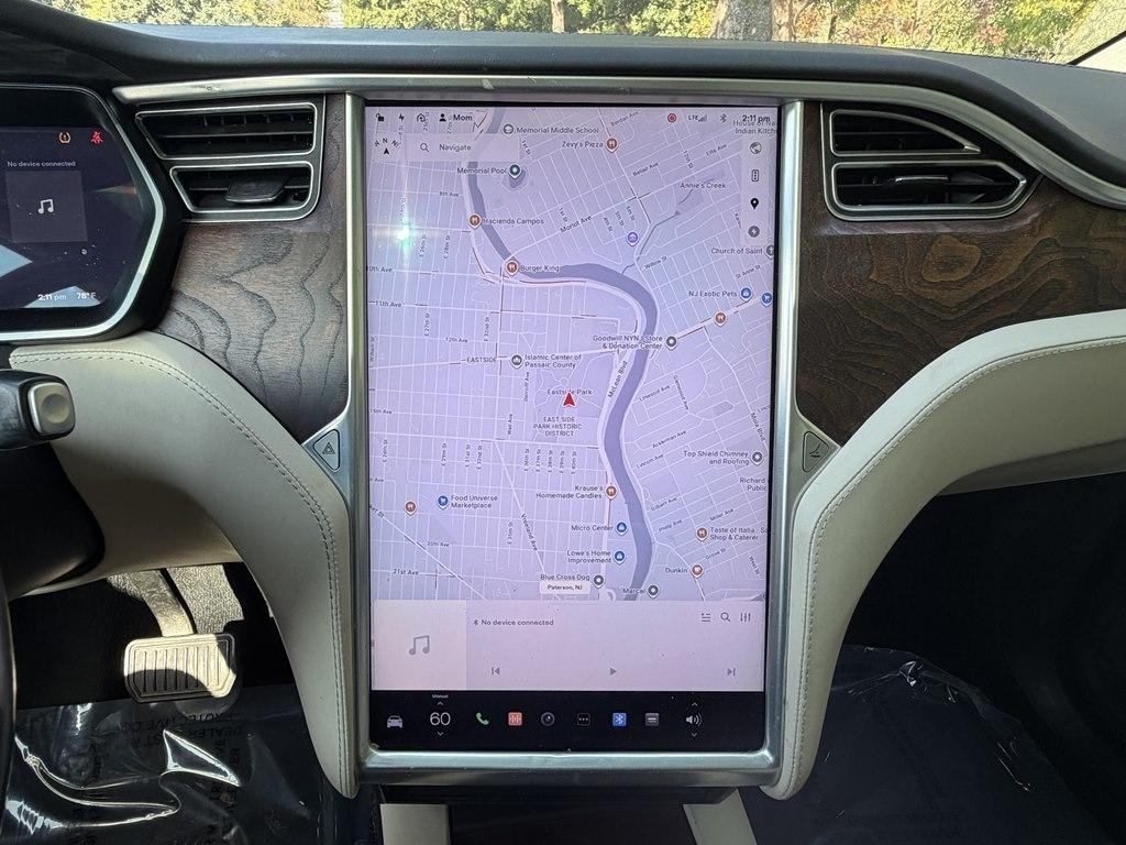Tesla Model X  2017