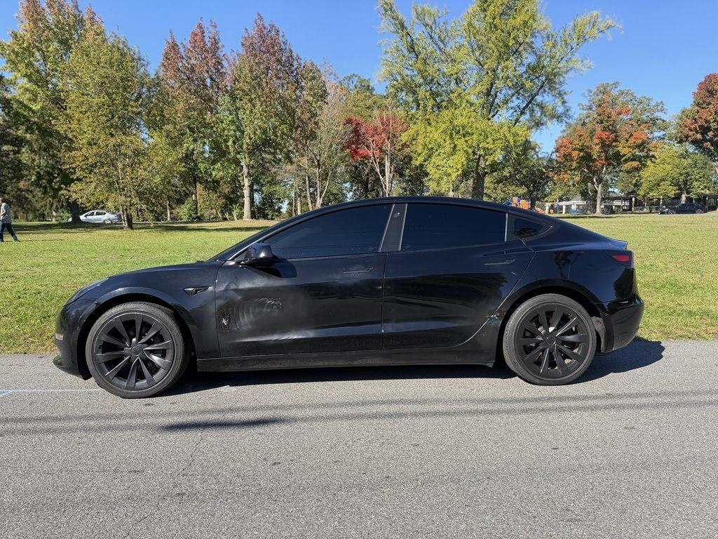 Tesla Model 3  2022