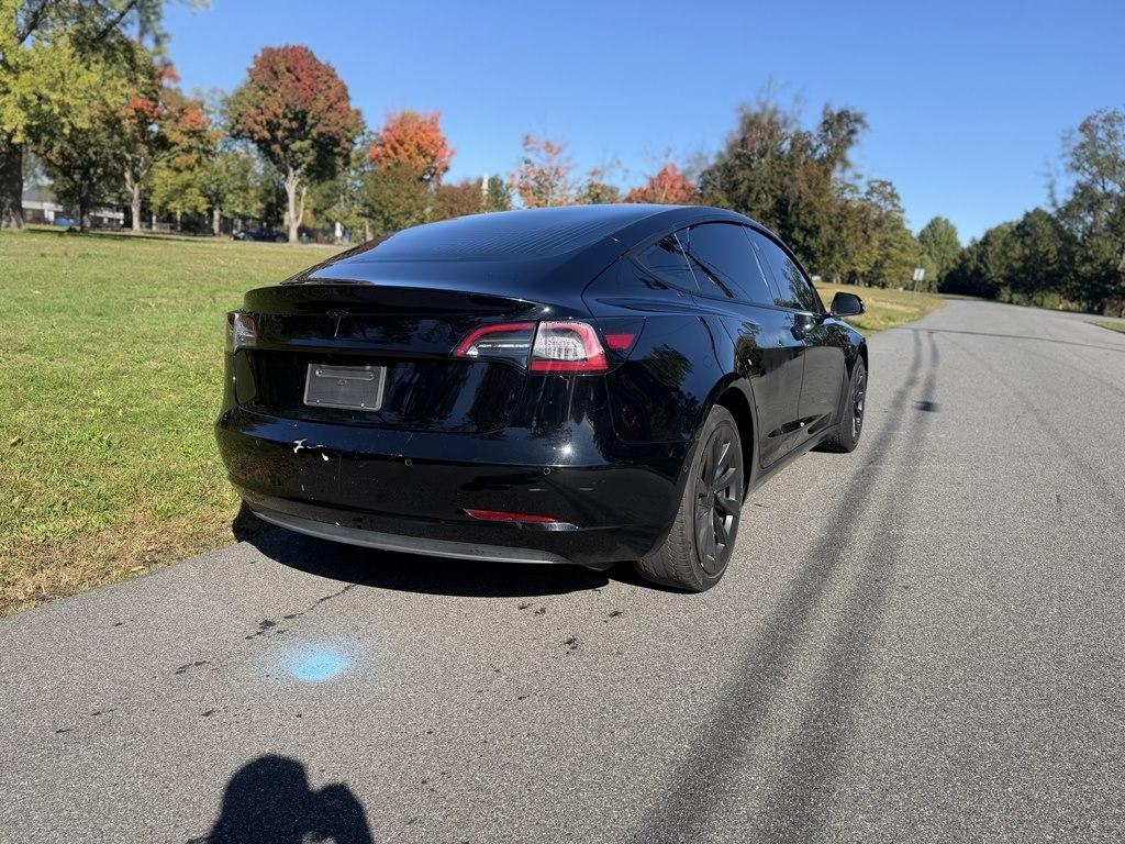 Tesla Model 3  2022