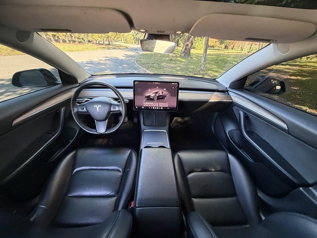 Tesla Model 3  2022