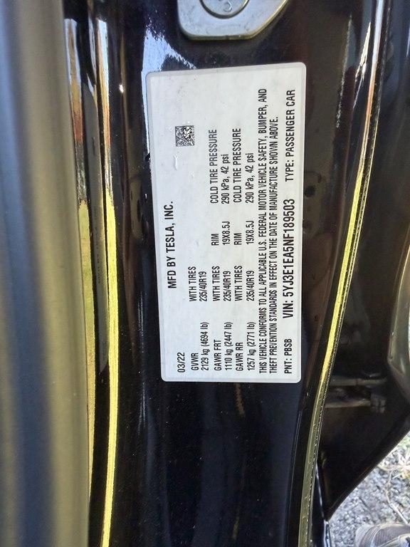 Tesla Model 3  2022