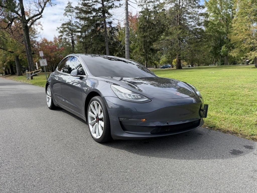 Tesla Model 3  2018