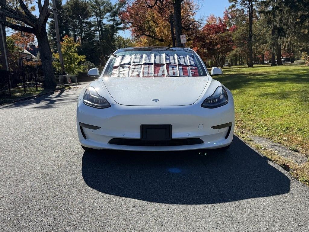 Tesla Model 3  2022