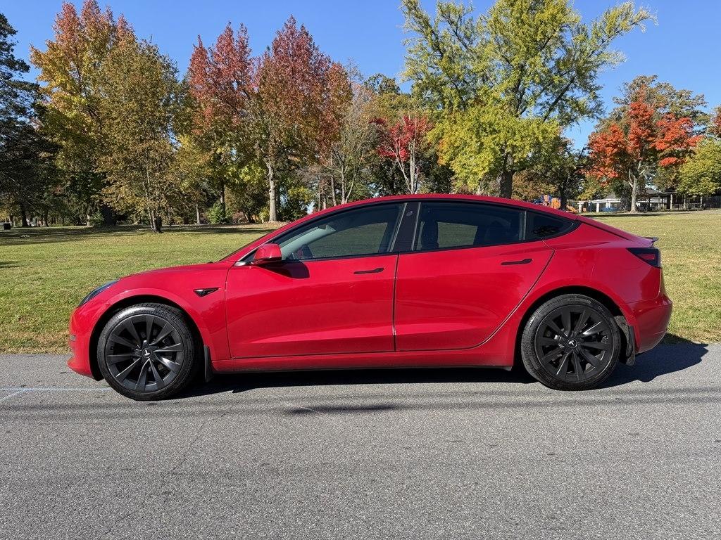 Tesla Model 3  2022