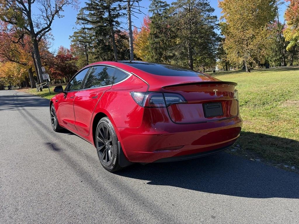 Tesla Model 3  2022