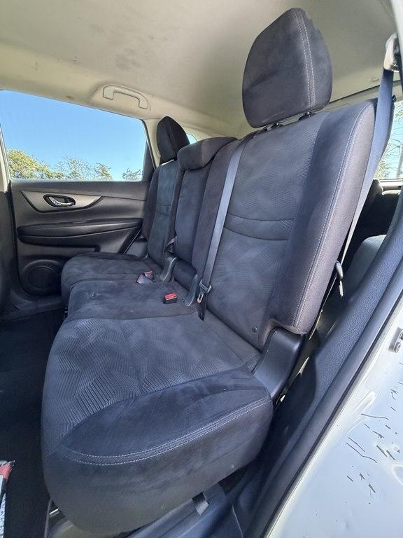 Nissan Rogue  2015