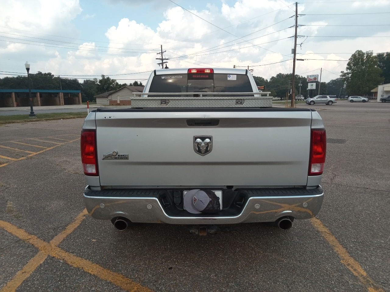 RAM 1500 Classic Big Horn 4x4 Crew Cab 5'7" Box 2019 RAM 1500 Classic Big Horn 4x4 Crew Cab 5'7" Box 2019