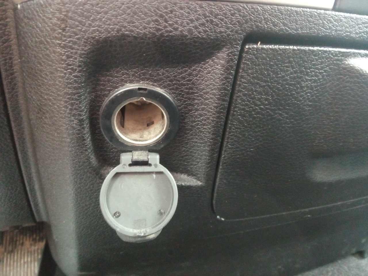 RAM 1500 Classic Big Horn 4x4 Crew Cab 5'7" Box 2019 RAM 1500 Classic Big Horn 4x4 Crew Cab 5'7" Box 2019